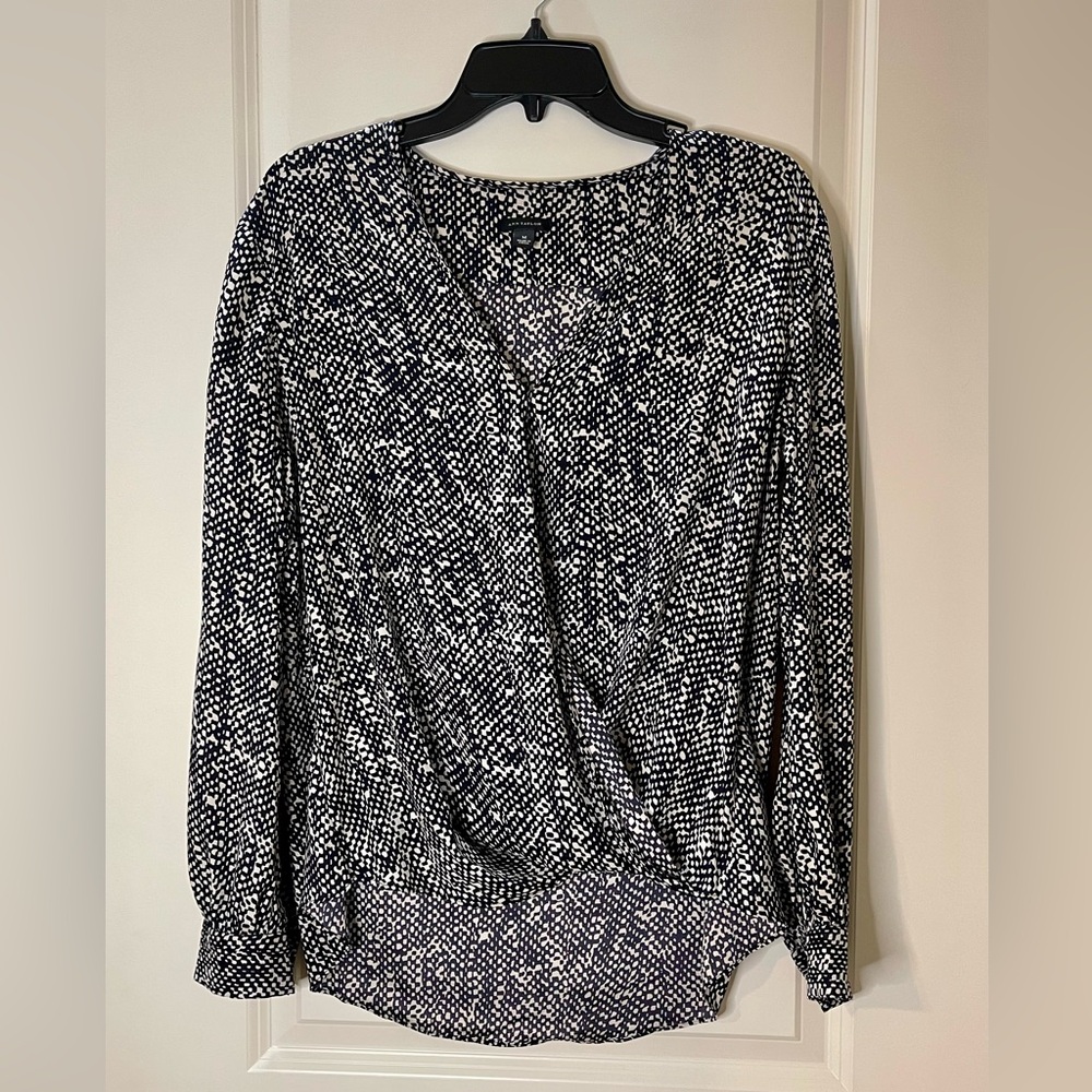 Ann Taylor Blouse Black and White Draped Front Long Sleeve  Size M